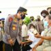 Tinjau Vaksinasi Serentak se-Indonesia, Kapolri Instruksikan Akselerasi ke Lansia dan Anak-Anak