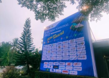 HPN 2022 Kendari, Puluhan Baliho Kepala Daerah Sambut Kedatangan Peserta