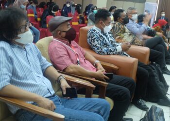 Dewan Juri Dan Pemenang Anugerah Jurnalistik Adinegoro Sapa Civitas Akademik UHO