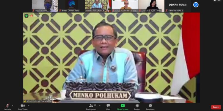 mahfud md pers tidak boleh menggampangkan proses berita