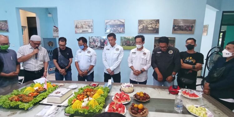 ketua pwi kota bogor ajak insan pers kuatkan soliditas dan bertahan di era pandemi