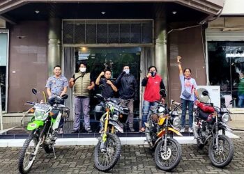 tim jkw-pwi diterima pwi sulsel