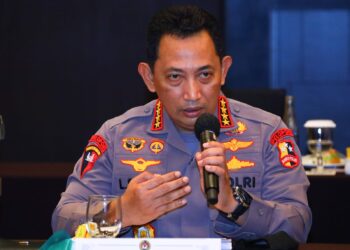kapolri instruksikan jajaran untuk gerak cepa bantu warga korban gempa pasaman sumbar