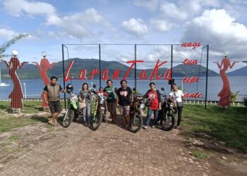 Dokter dan Bikers yang Keliling Indonesia Seorang Diri