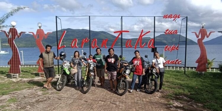 Dokter dan Bikers yang Keliling Indonesia Seorang Diri