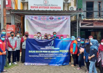 ATB – BSMI & Relawan Lintas Profesi Bantu Warga Terdampak Banjir Serang