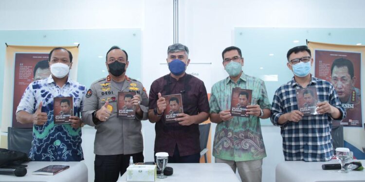 Kapolri Luncurkan Buku Jalan Presisi