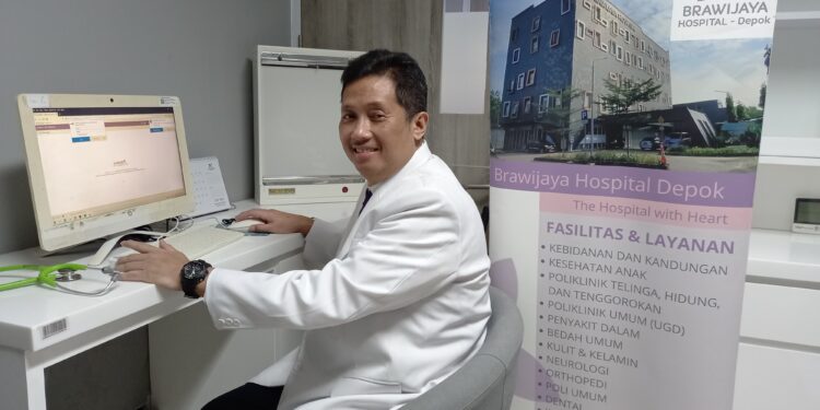 Ini Tips Nyaman Berpuasa bagi Penyintas Maag dari dr Aru Ariadno, Sp.PD KGEH, Dokter RS Brawijaya Depok