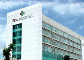 Eka Hospital Bersama Buya Syafii Maarif Wakafkan Ribuan Alquran