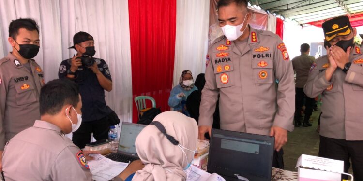 Masjid Jami Al-Alam Cilincing Jadi Sasaran Vaksin Presisi dan Silaturahmi Kamtibmas Ditbinmas Polda Metro Jaya