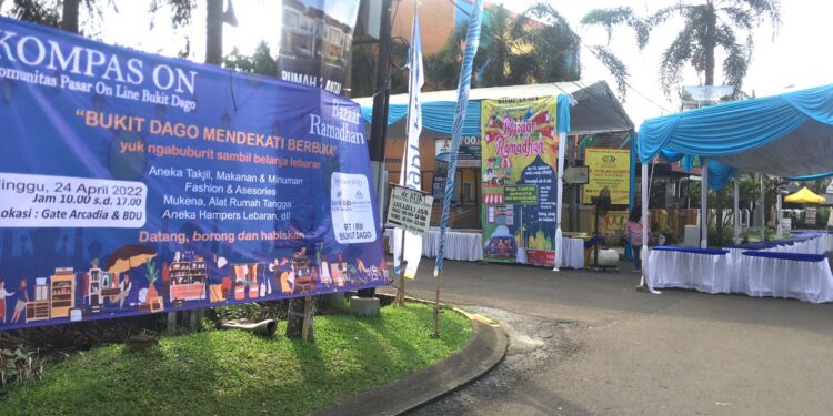 Pengurus RW 14 dan Kompas On Bukit Dago Gelar Bazar Ramadan 1443 H