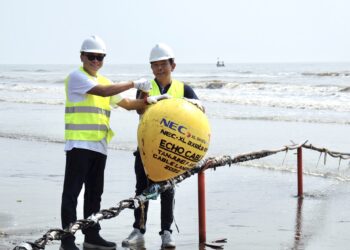 XL Axiata Sambut Berlabuhnya “Golden Buoy” SKKL Echo di Indonesia