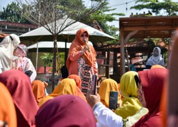 Aleg Anis Byarwati : Perempuan PKS harus Memberikan Kontribusi Terbaik dalam Melayani Masyarakat