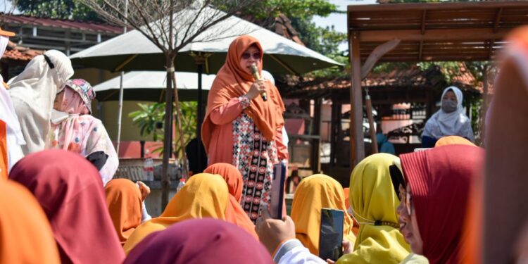 Aleg Anis Byarwati : Perempuan PKS harus Memberikan Kontribusi Terbaik dalam Melayani Masyarakat