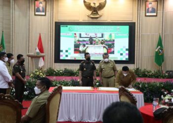 Wujudkan Daerah Bebas KKN, Pemkot Tangsel Tandatangani Pakta Integritas dengan Kejari