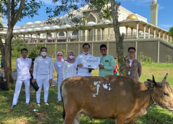 JamSyar Salurkan 24 Ekor Sapi Kurban untuk Masyarakat Sekitar
