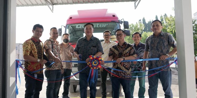 Tingkatkan Layanan Purna Jual, Astra UD Trucks Resmikan Gudang Suku Cadang di Semarang