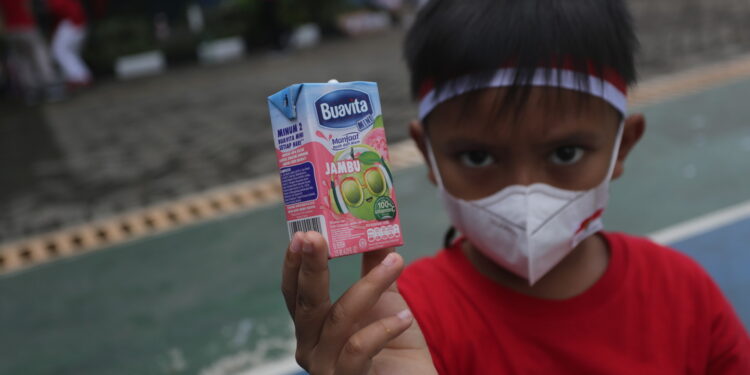 Kampanye #AyoMinumBuah Hadir di Tengah Ratusan Siswa Sekolah Dasar untuk Tanamkan Pentingnya Mengonsumsi Buah