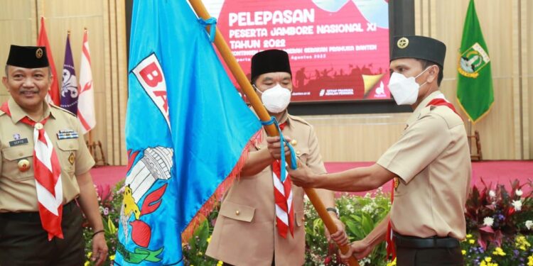 Pj Gubernur Al Muktabar Melepas Kontingen Pramuka Banten Ikuti Jambore Nasional