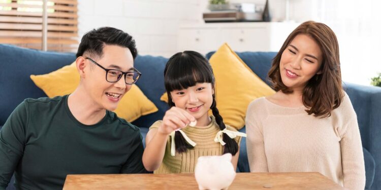 Dorong Literasi Finansial untuk Anak, Simak Cara dan Manfaatnya