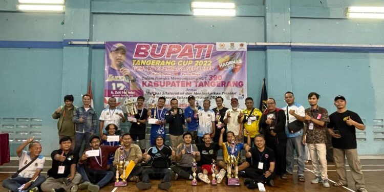 PWI Tangsel Raih Tiga Piala Diajang Bupati Cup