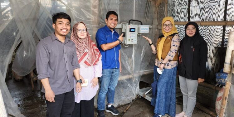 Bantu Petani Jamur di Jawa Barat, XL Axiata Bangun Solusi IoT “Mushtech”