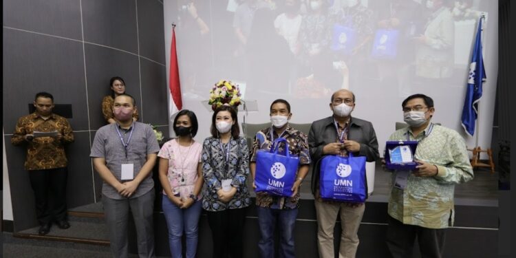 UMN dan APTIKOM Adakan Rapat Membahas Kurikulum INFOKOM Berbasis OBE