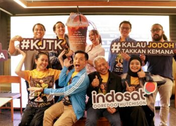 Kolaborasi IOH dengan Ernest Prakasa, Hadirkan Web Series GenreKomedi Romantis