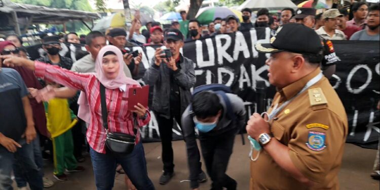 Warga PKT Tolak Pengukuran Tanah yang Diklaim Fasos-Fasum