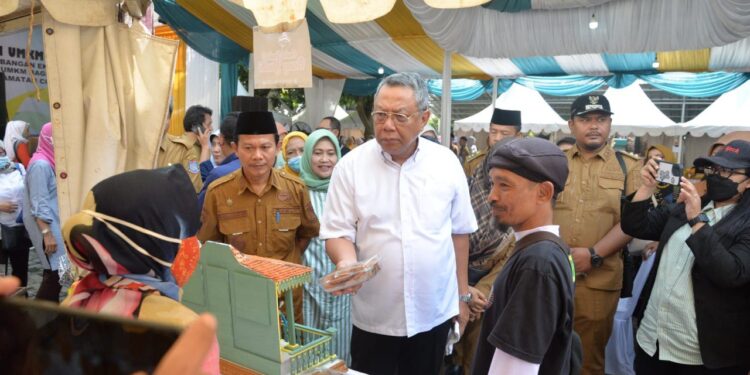 Gelar Pameran UMKM di Ciputat Timur, Benyamin : Potensi Pasar dan Industri Kreatif di Tangsel Besar
