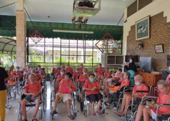 Usia Delapan Tahun, Siloam Hospitals Medan Galang Kebahagiaan Bersama Panti Jompo Taba