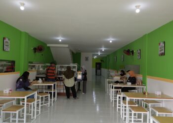 Kharisma Bahari Cinere, Warteg Rasa Restoran dengan Harga Terjangkau