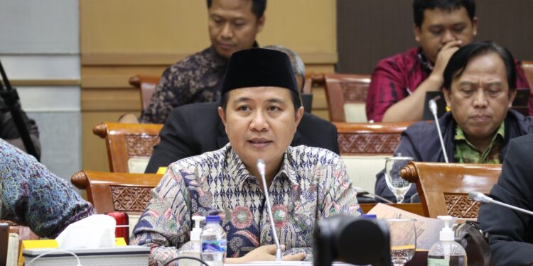 Harga Gabah Petani Dijual Murah, DPR: Kerja Bapenas Itu Apa Sih?