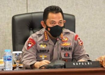 Ratas Bareng Presiden, Kapolri Tegaskan TNI-Polri Kawal Seluruh Kebijakan di Papua