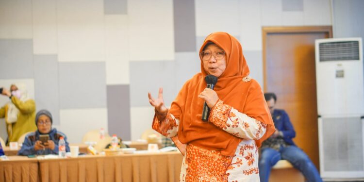Anis Meminta Pemerintah Meninjau Kembali Larangan Berbuka Puasa Bersama