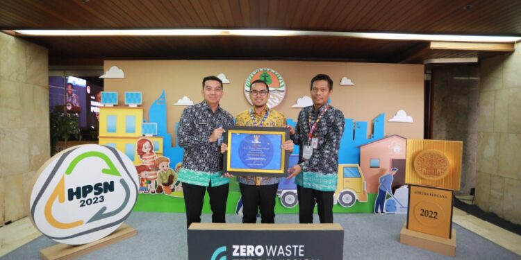 Pemkot Tangsel Raih Sertifikat Adipura 2022