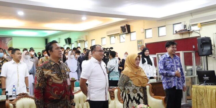 ‘Polri Mengajar’ Edukasi kepada Masyarakat tentang Pendidikan Anti Korupsi dan Literasi Digital