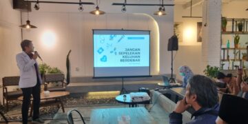 Sering Berdebar-Debar Apakah Jantung Bermasalah ? Simak Penjelasan Dokter Siloam Hospitals Surabaya