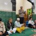 Masjid Jami Roudhotul A’mal, Jembatan Besi, Tambora, Jakarta Barat menjadi sasaran Program Kegiatan Sahur Bersama, Sholat Subuh Keliling (SULING) dan Implementasi Program Polisi RW di Wilayah Hukum Polda Metro Jaya.