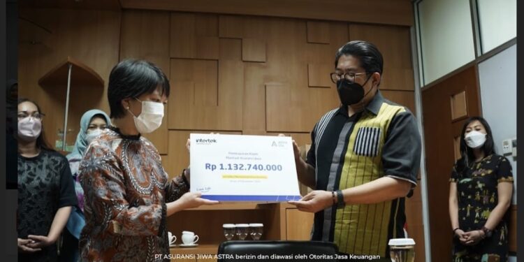 Astra Life Bayarkan Klaim Nasabah Senilai Lebih dari Rp. 1 Miliar