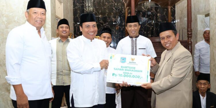 Safari Ramadan, Benyamin Ajak untuk Segerakan Bayar Zakat
