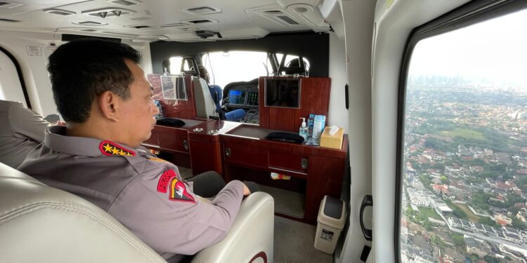 Kapolri Naik Heli Pantau Langsung Arus Mudik di Jalan Tol dan Arteri