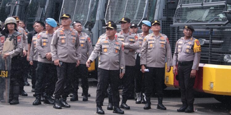 Kapolda Metro Apel Kesiapan Pasukan dan Perlengkapan Anggota Dit Samapta Polda Metro Jaya