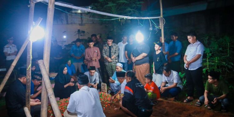 Pilar Sambut Kedatangan Jenazah Korban Kecelakaan Bus di Guci Tegal