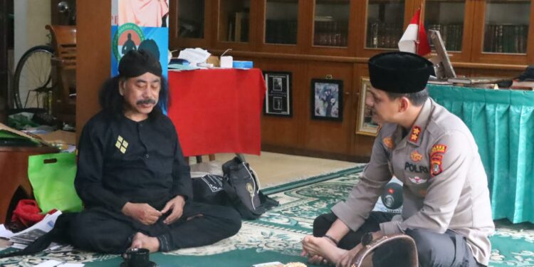 Silaturrahmi Kapolres Tangsel Ke Ponpes Umul Quro