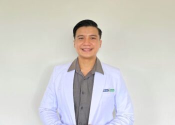 Kapan Saat yang Tepat Cabut Gigi Susu Pada Anak? Begini Penjelasan drg. Ridwanto Congga