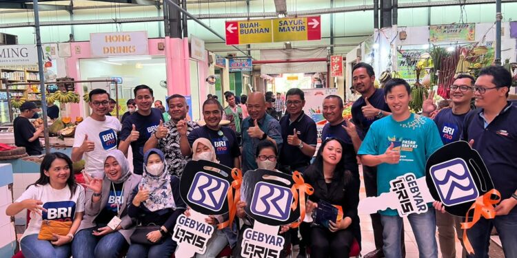 Transaksi QRIS dan EDC BRI Meningkat Pesat, BRI Regional Office Jakarta 3 Beri Apresiasi Pedagang Pasar Modern BSD