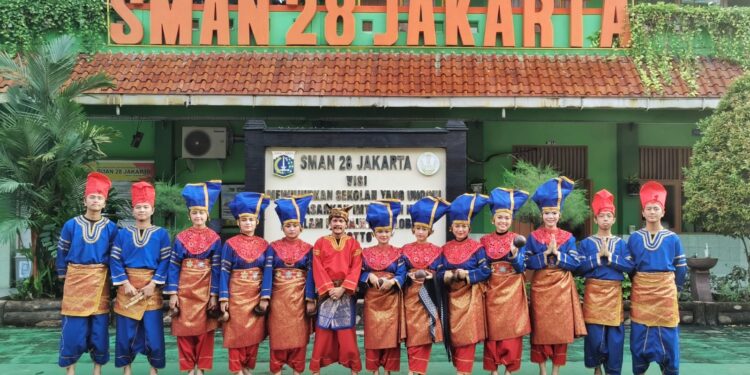 10 Pelajar SMA 28 Jakarta akan mengikuti Gelaran Festival dan Kompetisi Budaya Folklore 2023 “di Nasebar Bulgaria