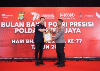 Polda Metro Gelar Donor Darah Bertajuk “Life Heroes” Dan Bagikan 11.000 Paket Sembako