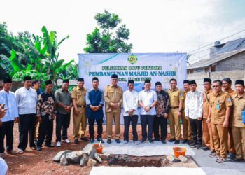 Letakan Batu Pertama Pembangunan Masjid An-Nashr, Benyamin Harap Jadi Pusat Pertumbuhan Kegiatan Keagamaan